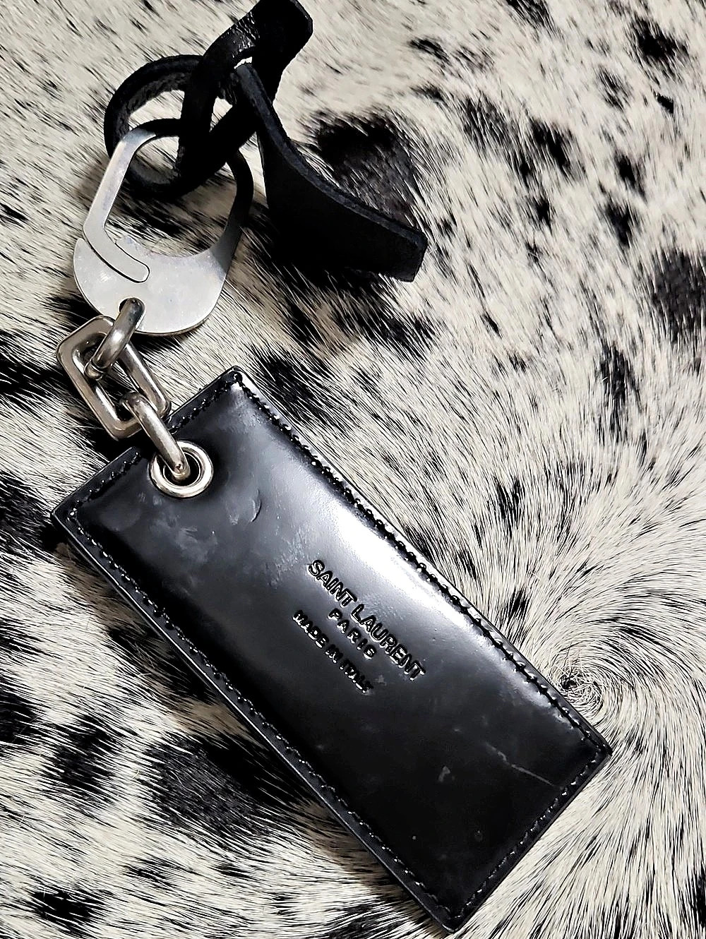 Saint Laurent Kring SL Vintage Leather Key Ring Black